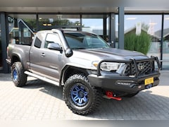 Toyota HiLux - TACOMA 3.5 V6 TRD 4WD VAN