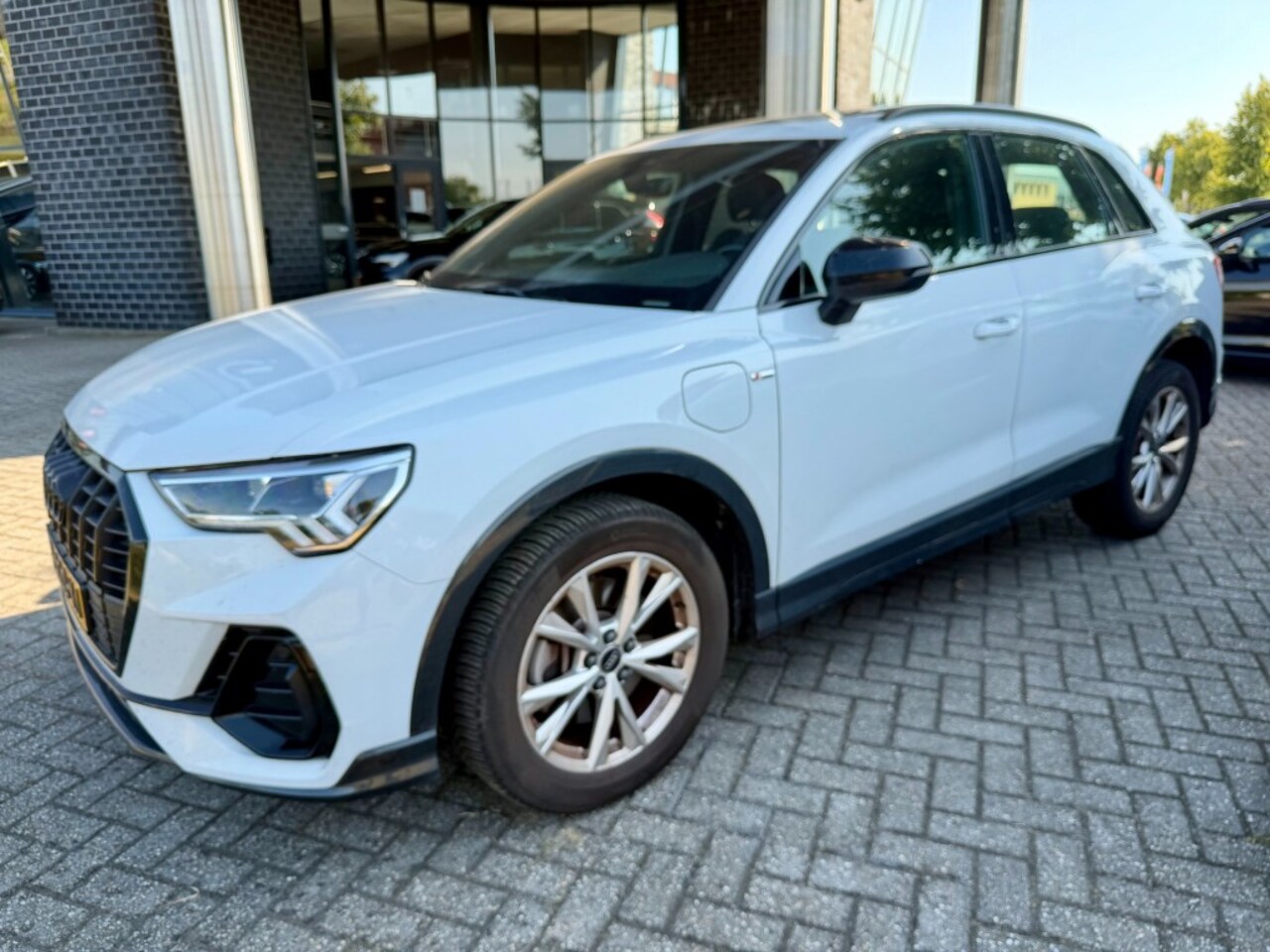Audi Q3 - 45 TFSI E S-LINE - PANO - VIRTU - ORG. NL. - AutoWereld.nl