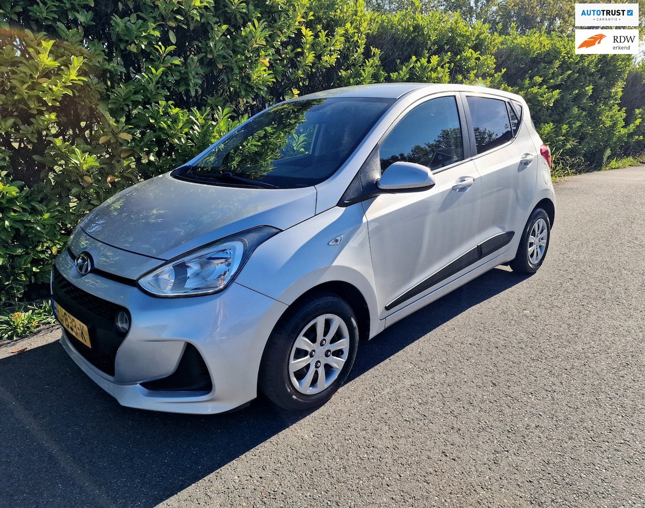 Hyundai i10 - 1.0i Apple CarPlay Cruise Clima Airco - AutoWereld.nl