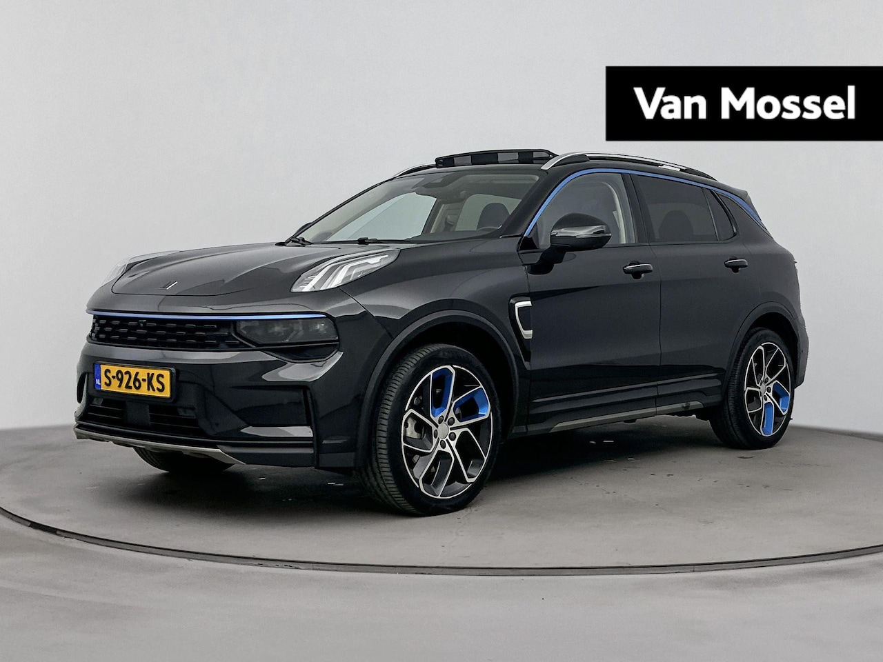 Lynk & Co 01 - 1.5 | PANORAMADAK | 360 CAMERA | APPLE CARPLAY - ANDROID AUTO | TREKHAAK | ELEKTRISCHE KOF - AutoWereld.nl