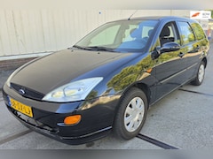 Ford Focus Wagon - 1.6-16V Trend