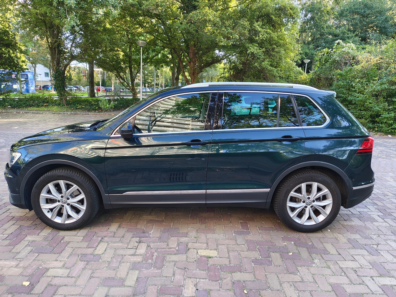 Volkswagen Tiguan - 2.0 TSI Highline 4Motion Trekgewicht 2400 kg - AutoWereld.nl