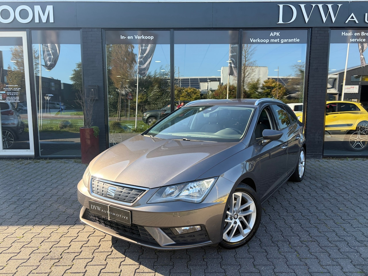 SEAT Leon ST - 1.0 EcoTSI Style Business Intense 1.0 EcoTSI Style Business Intense, Automaat - AutoWereld.nl