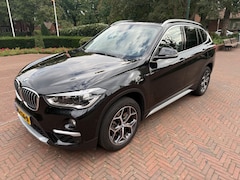 BMW X1 - 2.0i sDrive Orange Edition II