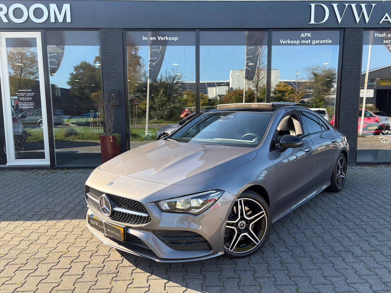 Mercedes-Benz CLA-Klasse - 200 Business Solution AMG 200 Business Solution AMG, Panorama dak - AutoWereld.nl