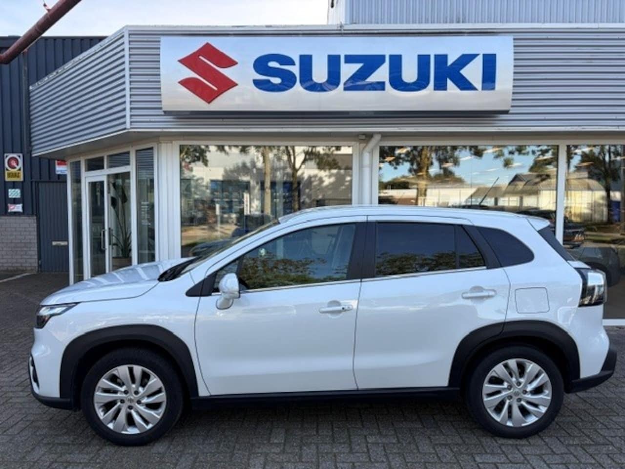 Suzuki S-Cross - 1.4 Smart Hybrid Select (Rijklaar) - AutoWereld.nl