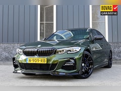 BMW 3-serie - 320i M-Sport Indivdual Rijklaarprijs-Garantie Schuifdak Leder Interieur Apple/Android Led