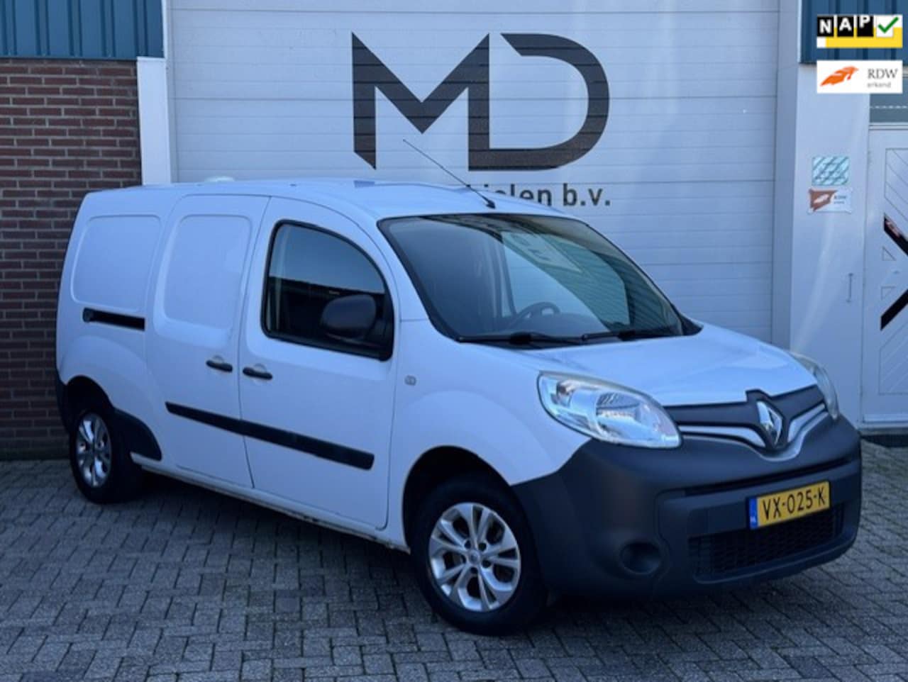 Renault Kangoo Express - 1.5 dCi 90 Express Maxi Black Edition S&S - Marge - GEEN BTW - Trekhaak - Navigatie - Crui - AutoWereld.nl