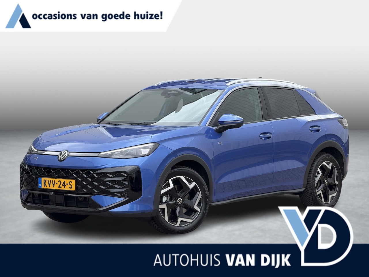 Volkswagen T-Roc - 1.5 eTsi R-Line Style First Edition | IQ LED/Adapt.Cruise/Stuur- en stoelverwarming - AutoWereld.nl