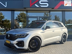 Volkswagen Touareg - 3.0 TSi eHybrid 4MOTION R 462PK Maxton ABT 22inch HUD Nightvision Luchtvering 360 camera P