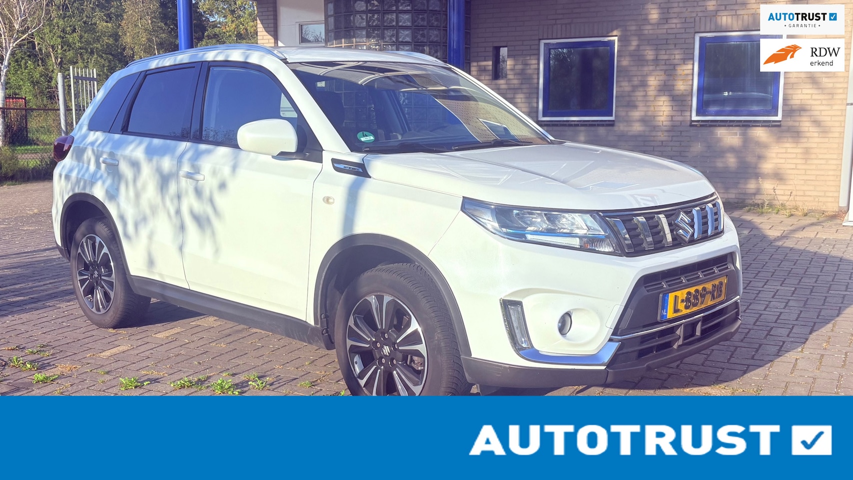 Suzuki Vitara - 1.4 Boosterjet Select Smart Hybrid/Cam/Ecc/Dealer Auto - AutoWereld.nl