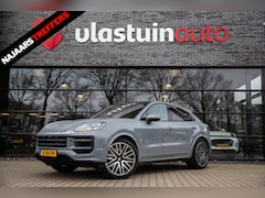 Porsche Cayenne Coupé - 3.0 E-Hybrid , Arctic Grey, SportDesign, Trekhaak, Bijrijdersdisplay, Luchtvering
