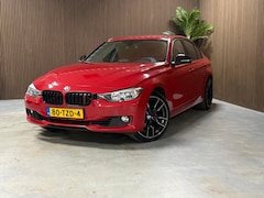 BMW 3-serie - 320i High Executive