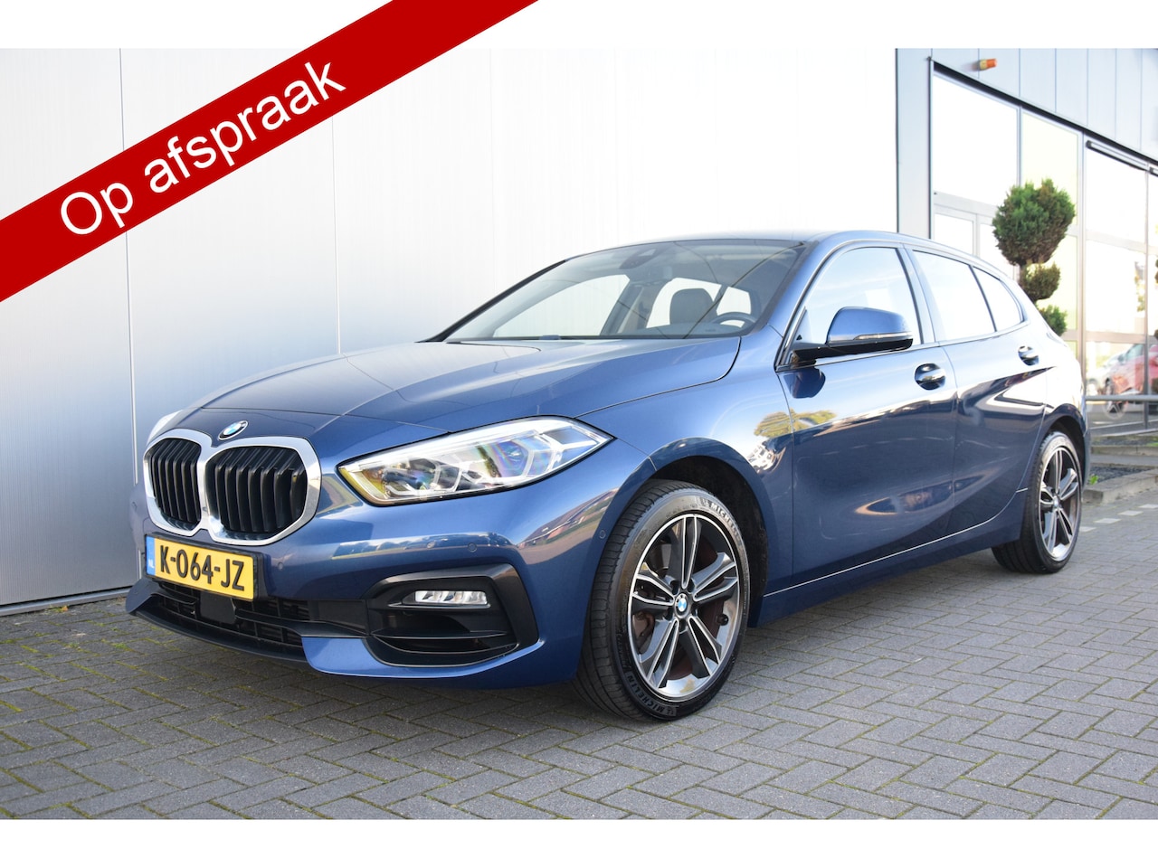 BMW 1-serie - 116i Executive Edition Sportline Leer/Sportstoelen Navi/Camera - AutoWereld.nl
