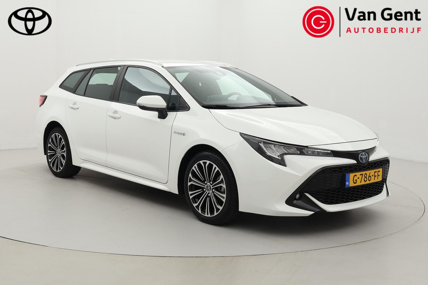 Toyota Corolla Touring Sports - 1.8 Hybrid First Edition | Navigatie | Apple Carplay / Android Auto | Adaptive Cruise | Cl - AutoWereld.nl