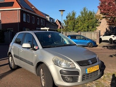Suzuki SX4 - 1.6 Comfort Suzuki SX4 automaat / CARPLAY/AIRCO/5DRS