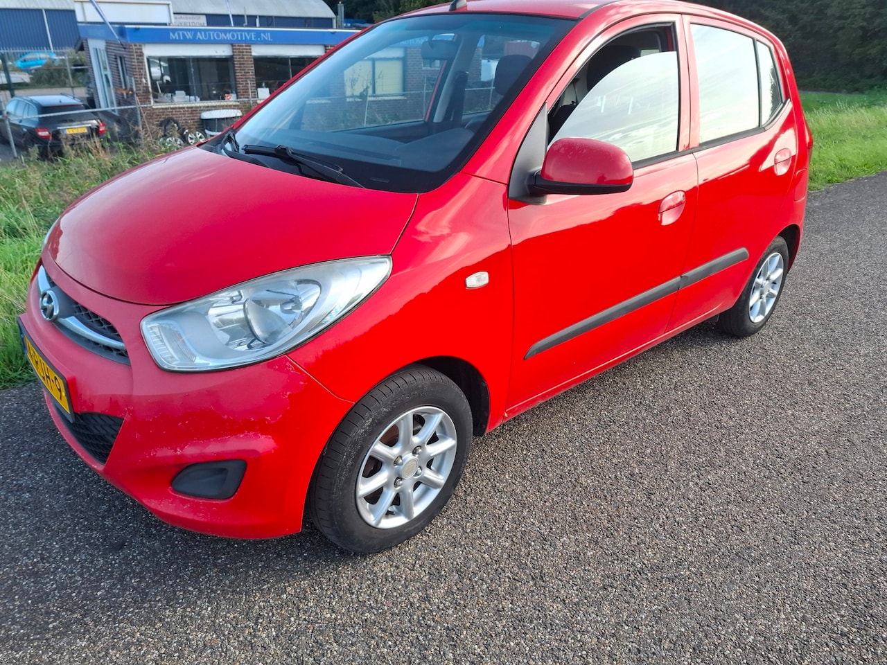Hyundai i10 - 1.1 i-Drive Cool Keering lek - AutoWereld.nl