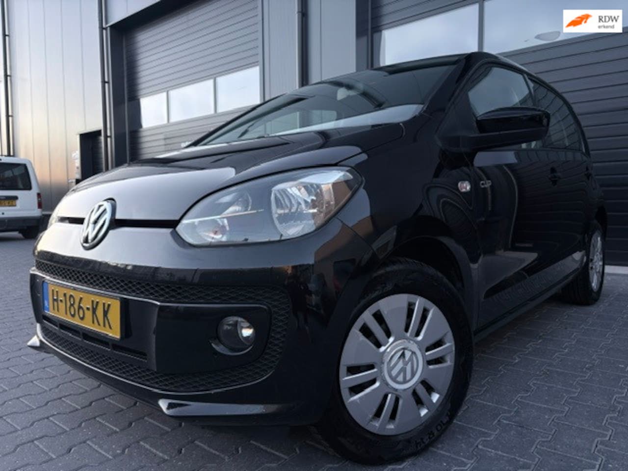 Volkswagen Up! - 1.0 BlueMotion|CUP uitv|Stoel verw|Bluetooth|5 deurs|Airco|EL ramen| - AutoWereld.nl
