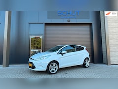 Ford Fiesta - 1.4 3DRS SPORT | D. RIEM VERV | CLIMA | CARPLAY | ST LOOK | APK 03-2027