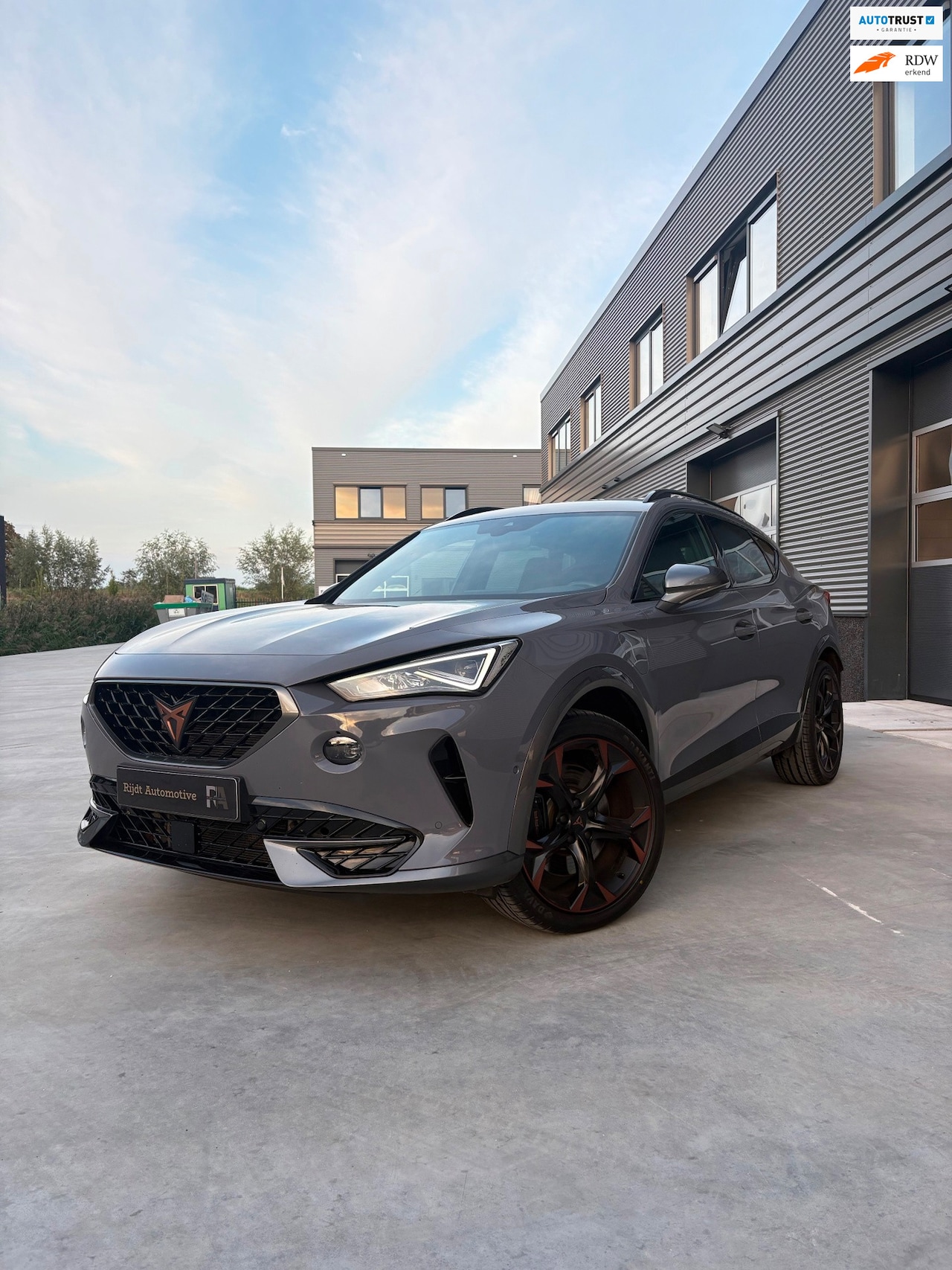 CUPRA Formentor - 1.4 e-Hybrid VZ Performance |Pano|Cam|Memory - AutoWereld.nl