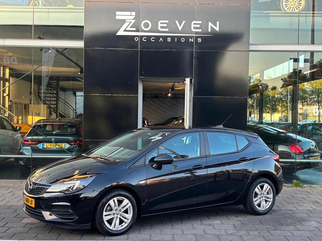 Opel Astra - 1.2 Edition 1.2 Edition - AutoWereld.nl
