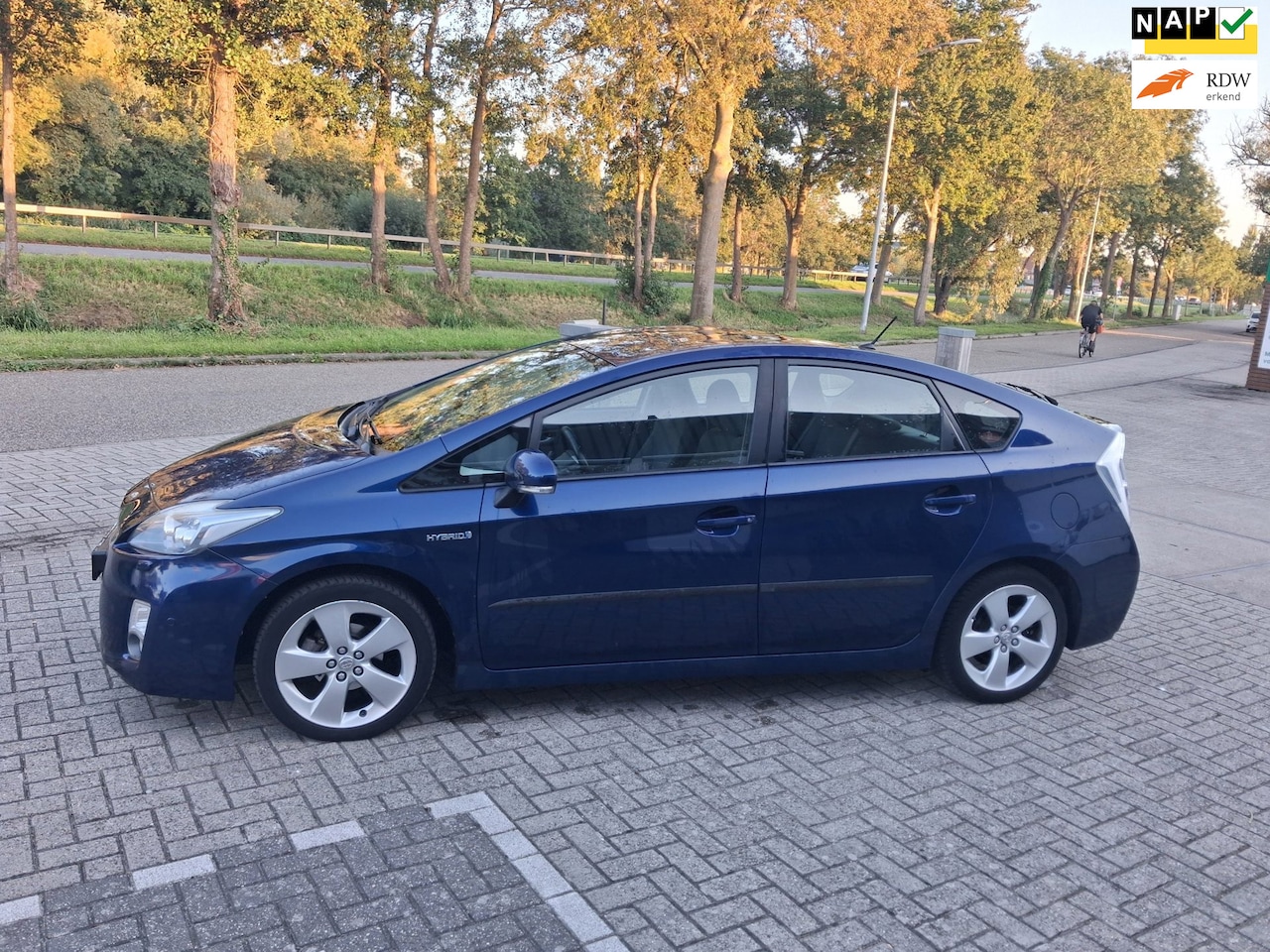 Toyota Prius - 1.8 Dynamic 1.8 Dynamic ((( weinig km ))) - AutoWereld.nl