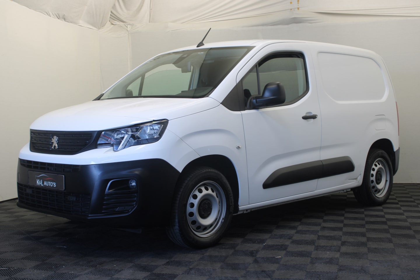 Peugeot Partner - 1.2 Puretech Asphalt - AutoWereld.nl