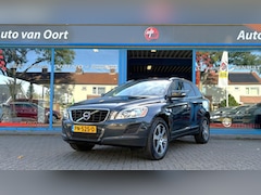 Volvo XC60 - 2.4 D5 AWD R-Design