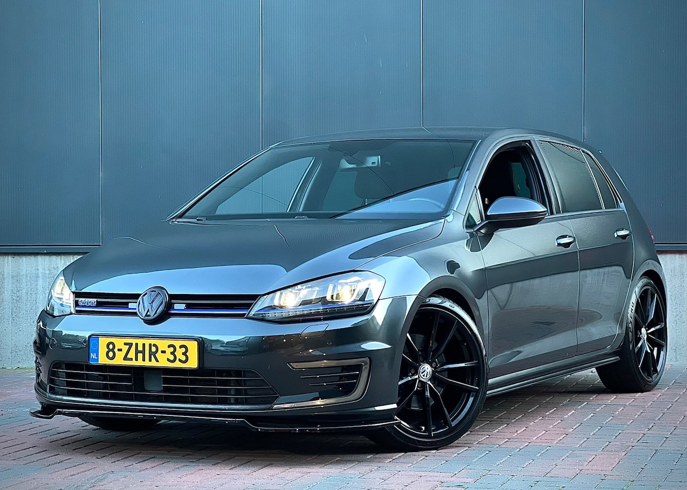 Volkswagen Golf - 1.4 TSI GTE * Navi * Cruise * Led * Cam * Goed Onderhouden * - AutoWereld.nl