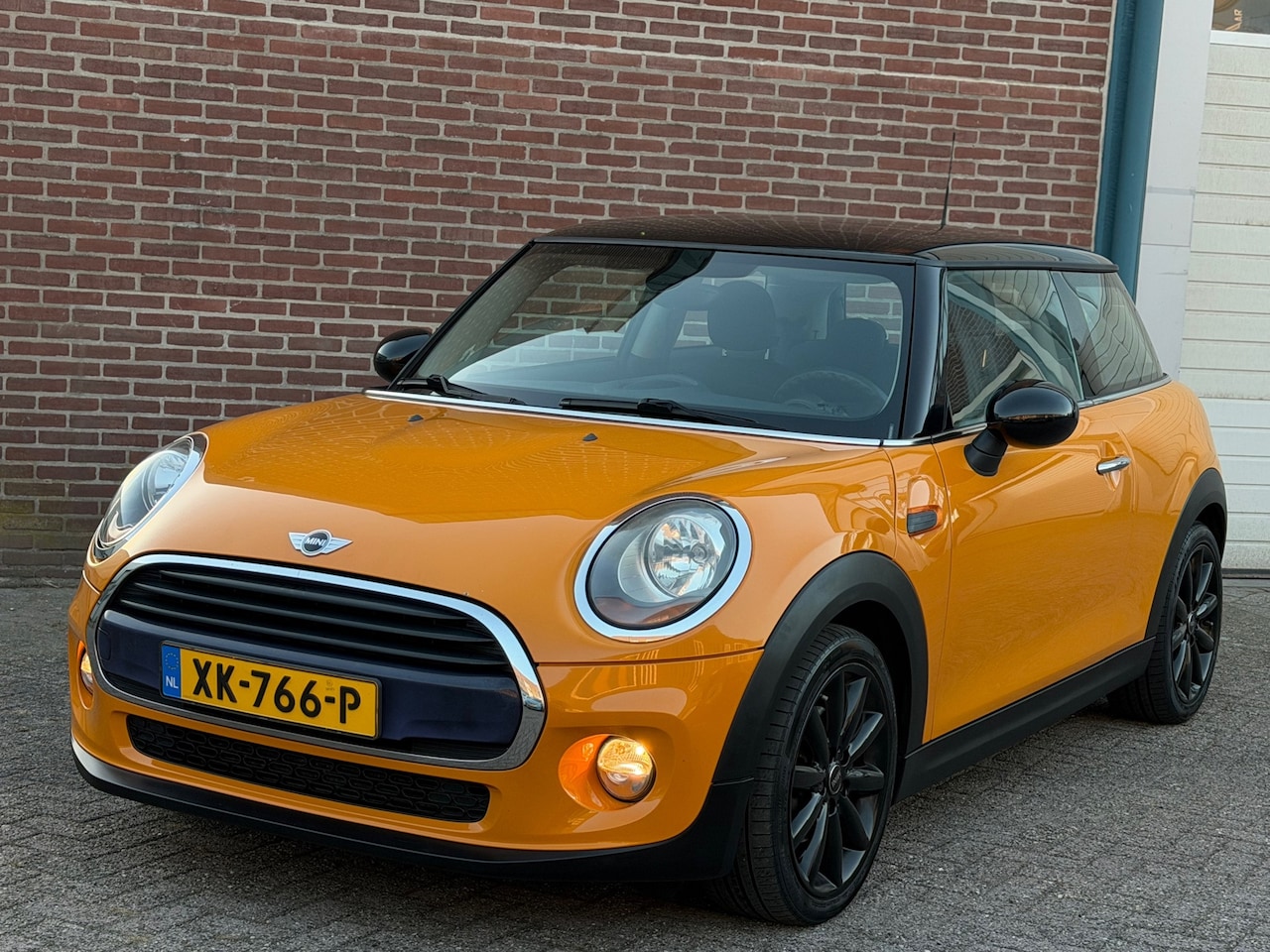 MINI 3-Deurs - 1.5 Cooper Pepper | Nap | Netjes | Stoer - AutoWereld.nl