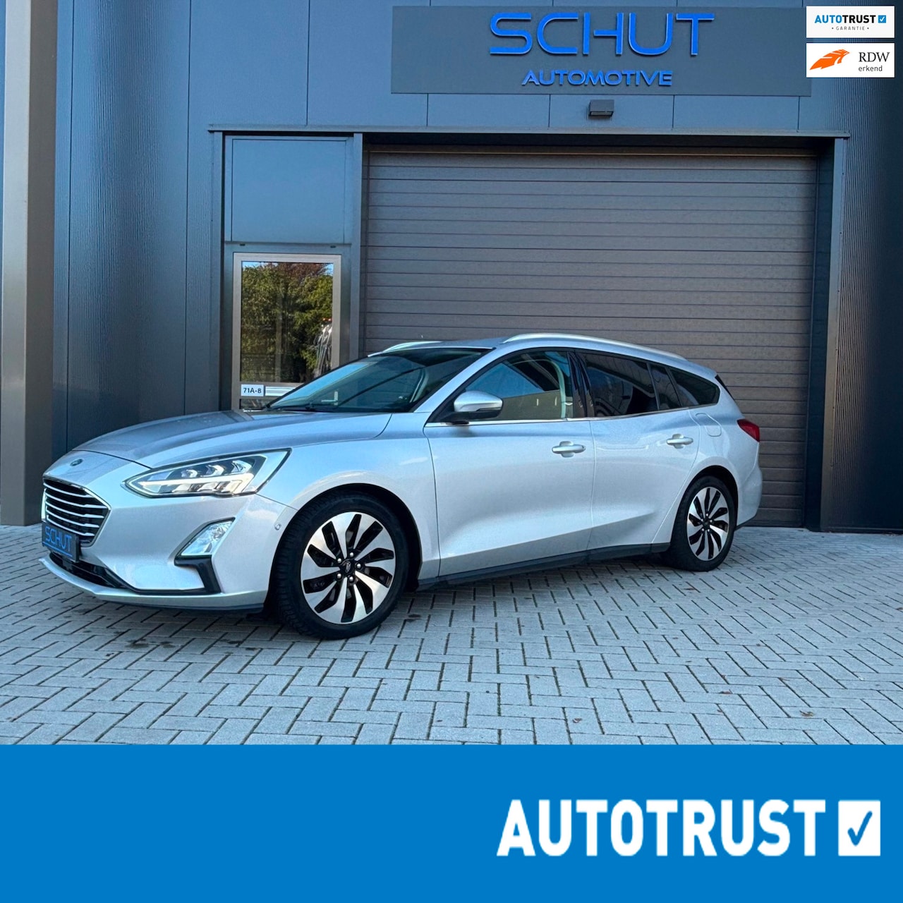 Ford Focus - 125pk Edition | FULL LED | 17INCH | CARPLAY | CAMERA | STOEL + STUURVERWARMING - AutoWereld.nl