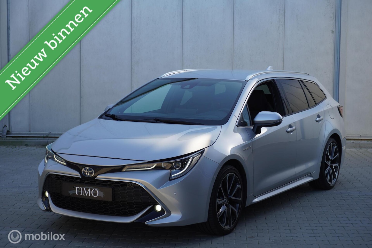 Toyota Corolla Touring Sports - 2.0 Hybrid Executive 2.0 Hybrid Executive - AutoWereld.nl