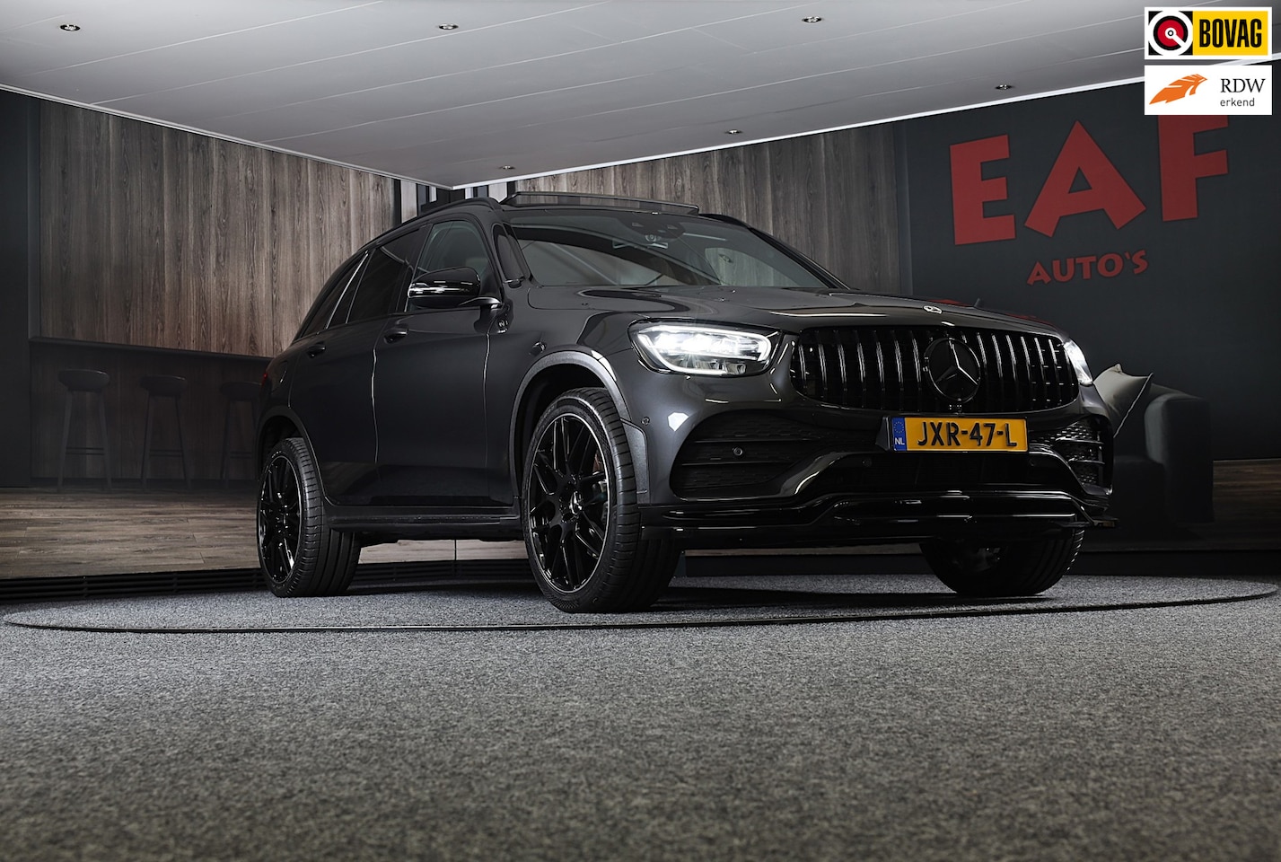 Mercedes-Benz GLC-klasse - 300e 4MATIC AMG 63 Look / Digital Cockpit / Camera / Cruise Control / Augmented Reality / - AutoWereld.nl