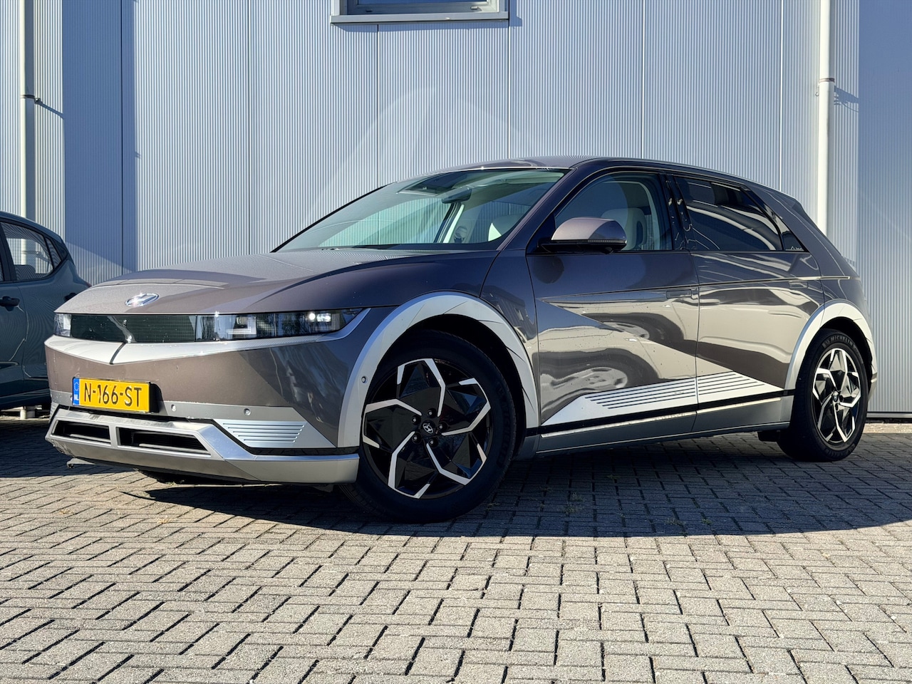 Hyundai IONIQ 5 - Lounge 73kWh / Verwacht / Nette Auto! / Uniek Interieur! / - AutoWereld.nl