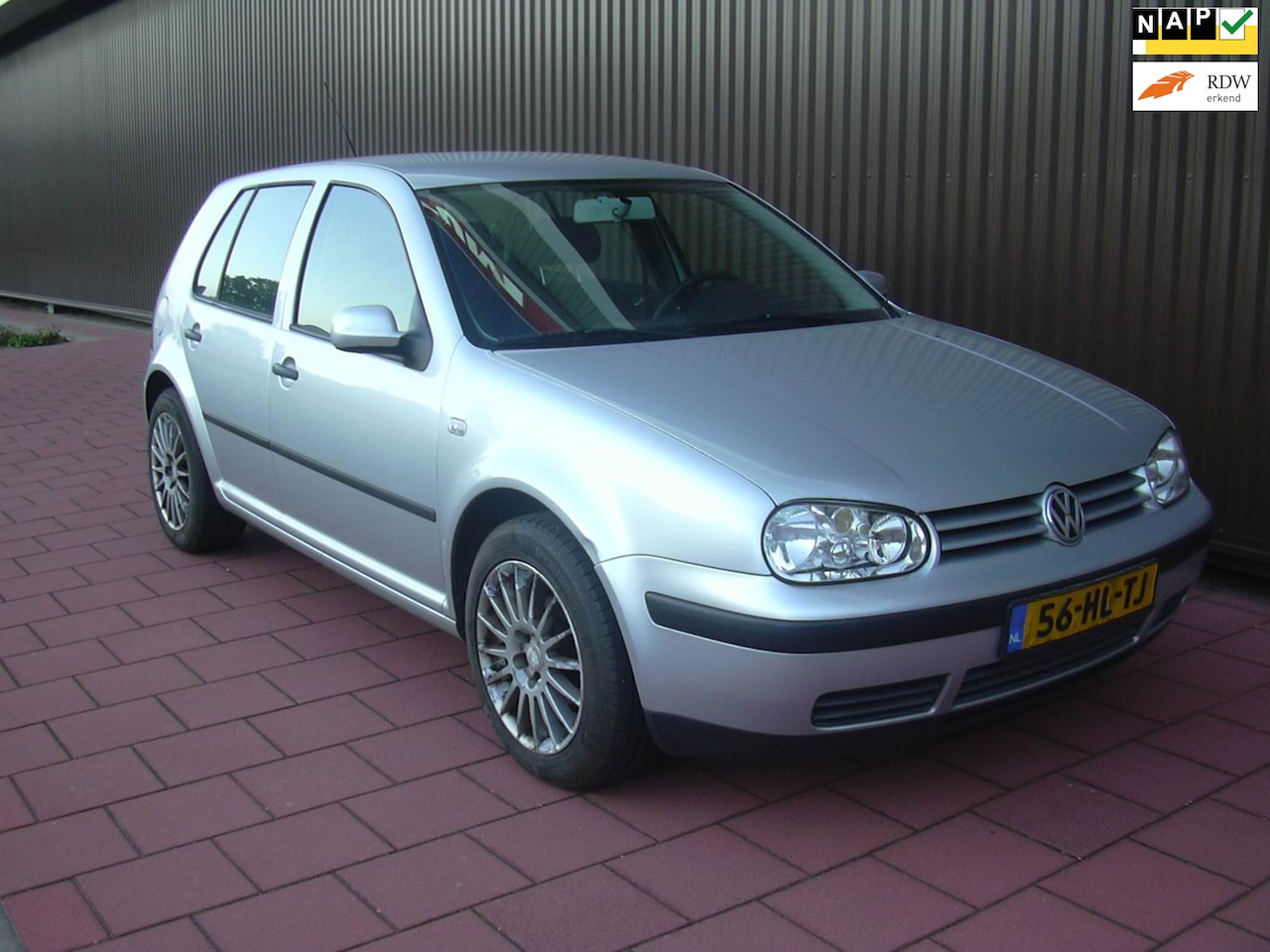 Volkswagen Golf - 1.6-16V Trendline 1.6-16V Trendline - AutoWereld.nl