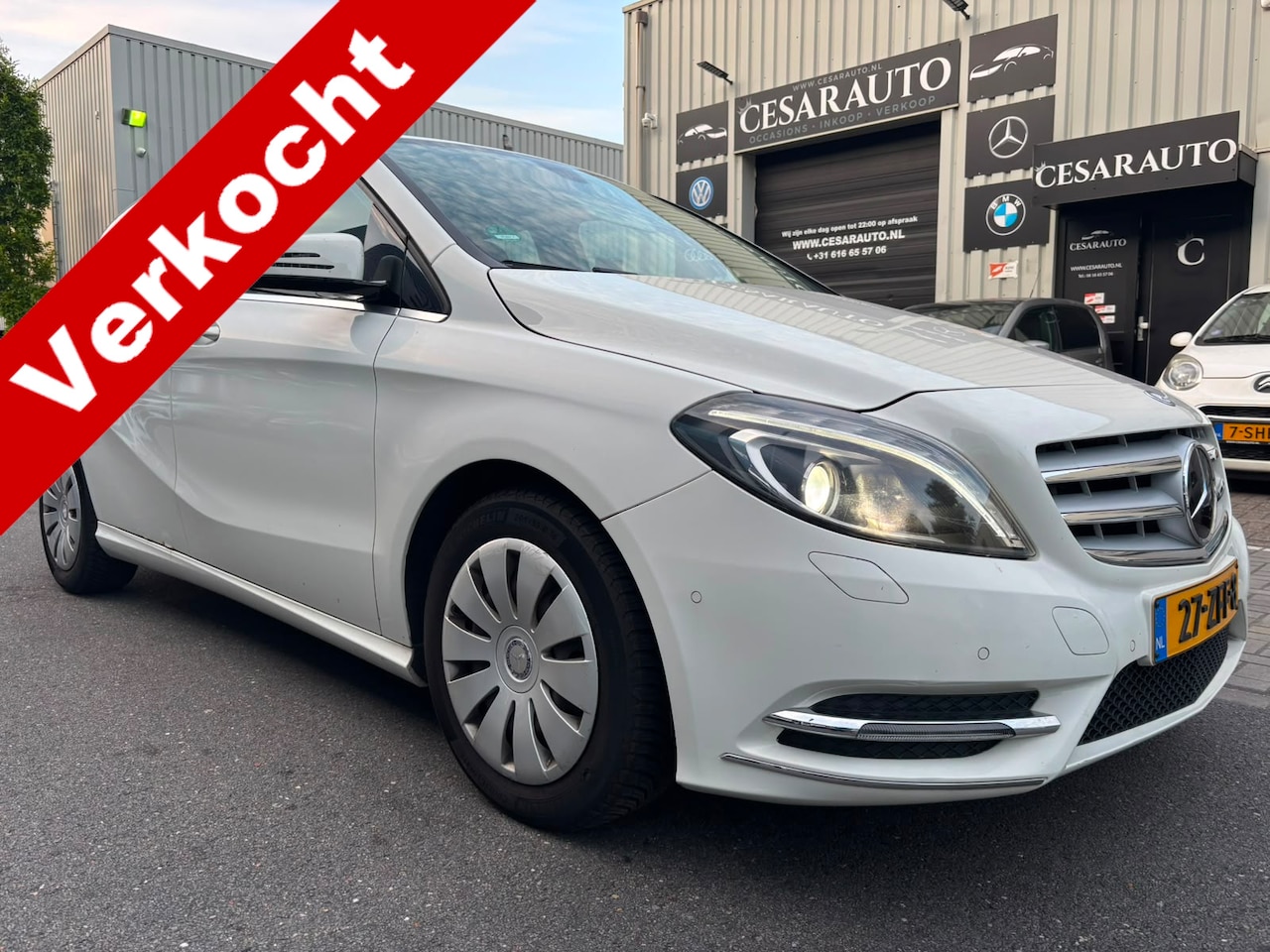 Mercedes-Benz B-klasse - 180 Ambition AUTOMAAT / 125 DKM - AutoWereld.nl