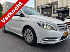 Mercedes-Benz B-klasse - 180 Ambition AUTOMAAT / 125 DKM