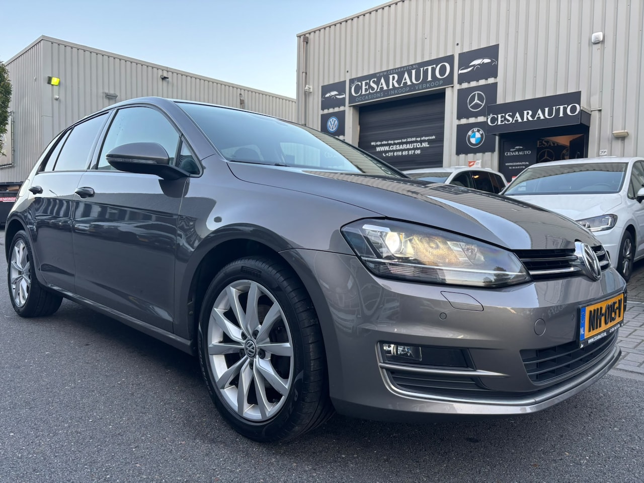 Volkswagen Golf - 1.4 TSI ACT Connected Series / 124 DKM / DEALER ONDERHOUDEN - AutoWereld.nl