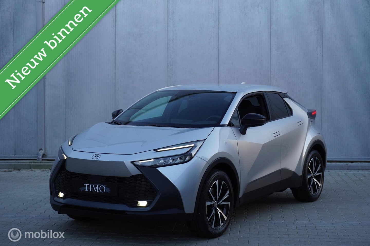 Toyota C-HR - 2.0 Plug-in Hybrid 220 Dynamic - AutoWereld.nl
