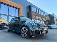 MINI Cabrio - 3-Deurs 2.0 John Cooper Works JCW Pack F1 aut 231pk/Sportuitlaat/Pano/Hk/Bomvol