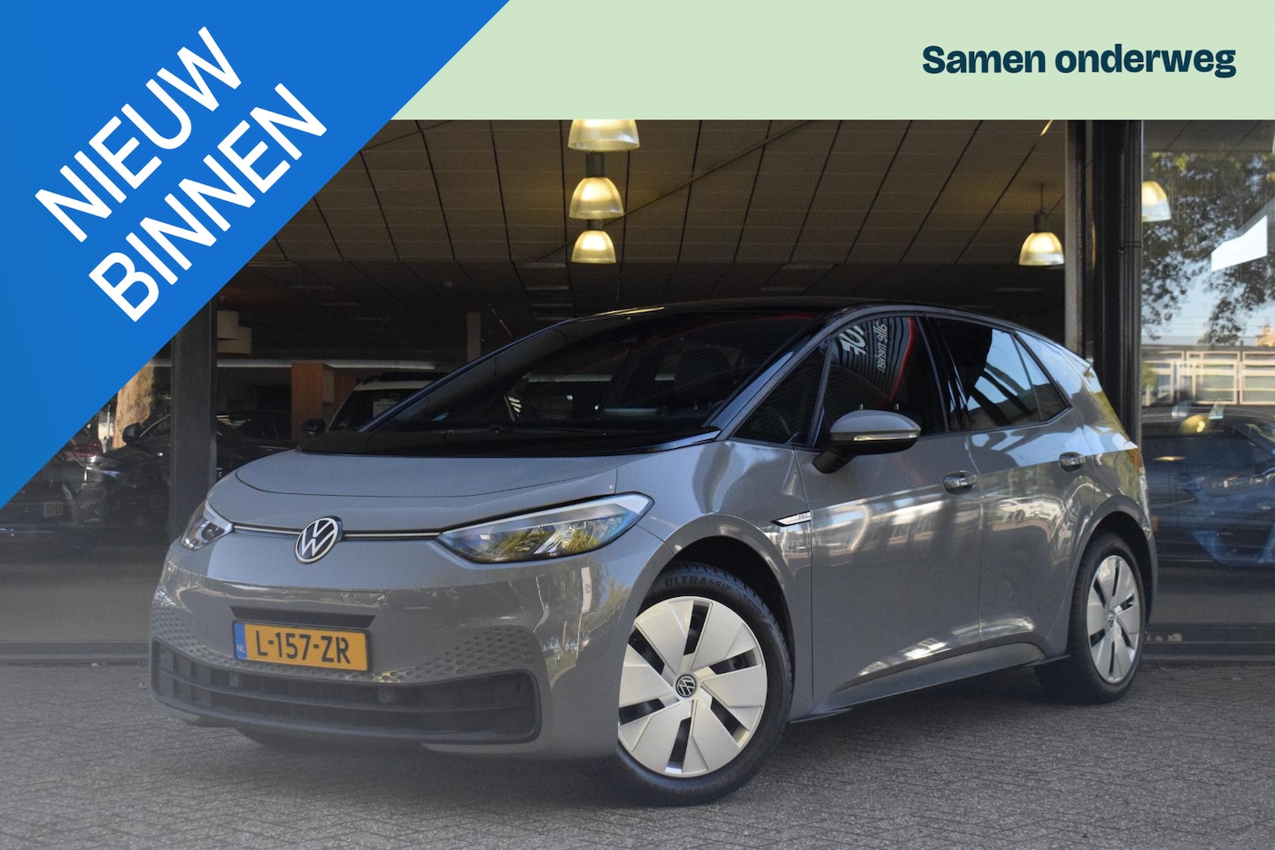 Volkswagen ID.3 - Life 58 kWh met NAVIGATIE|STOELVERWARMING|CAMERA - AutoWereld.nl