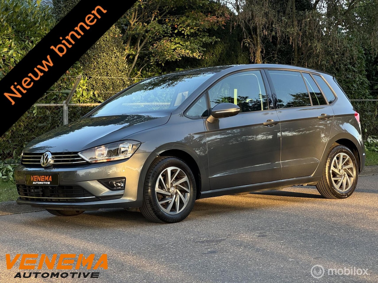 Volkswagen Golf Sportsvan - 1.2 TSI Sound - AutoWereld.nl