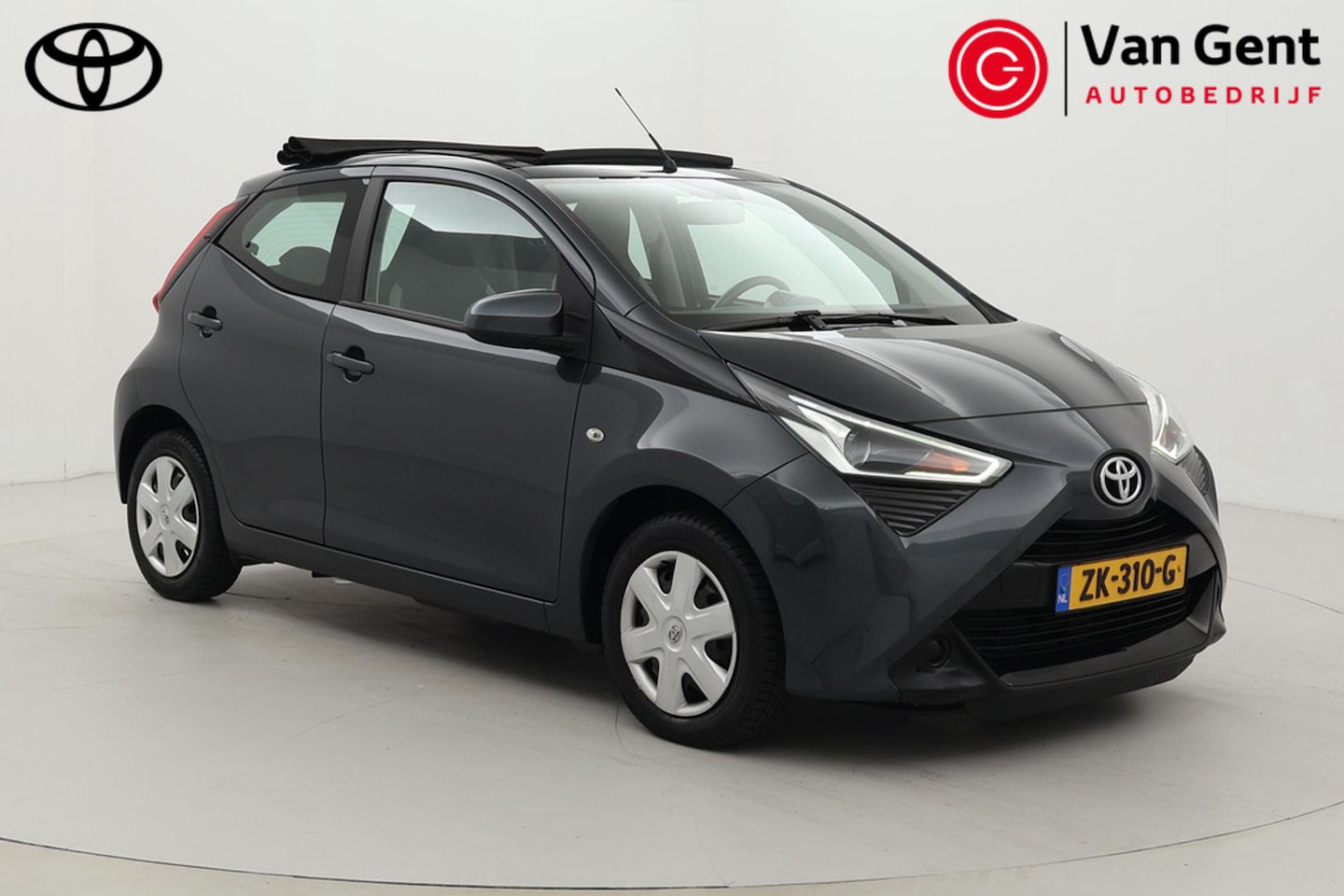 Toyota Aygo - 1.0 VVT-i x-play limited | Elektrisch vouwdak | Apple Carplay / Android Auto | Airco | Cam - AutoWereld.nl