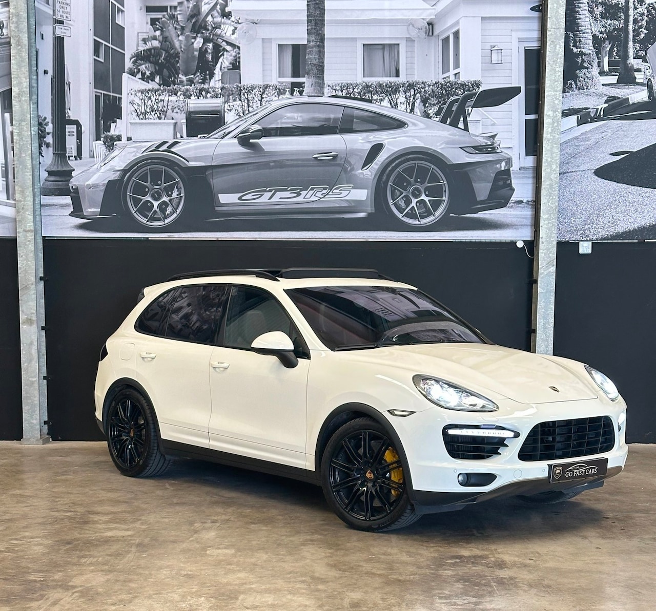 Porsche Cayenne - 4.8 Turbo|keramisch|Full Option|St Verw-Venti|Carbon|Akrapovic|Luchtvering|Alcantara|Pano| - AutoWereld.nl