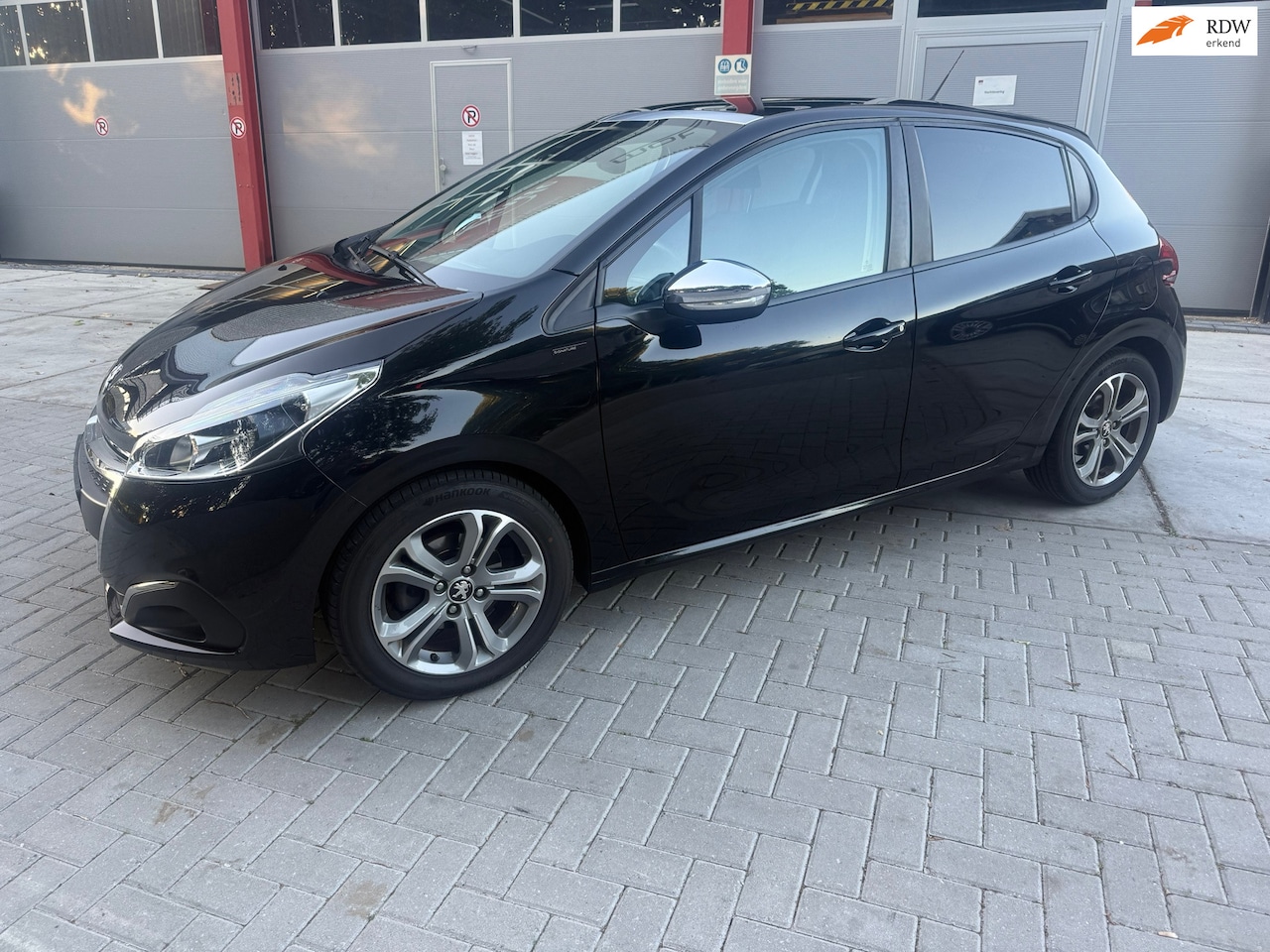 Peugeot 208 - 1.2 PureTech GT-Line 1.2 PureTech GT-Line - AutoWereld.nl