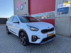 Kia Niro - 1.6 GDi Hybrid DynamicPlusLine, Leder, Glazen Schuifdak, Camera, Apple Carplay, Navigatie,