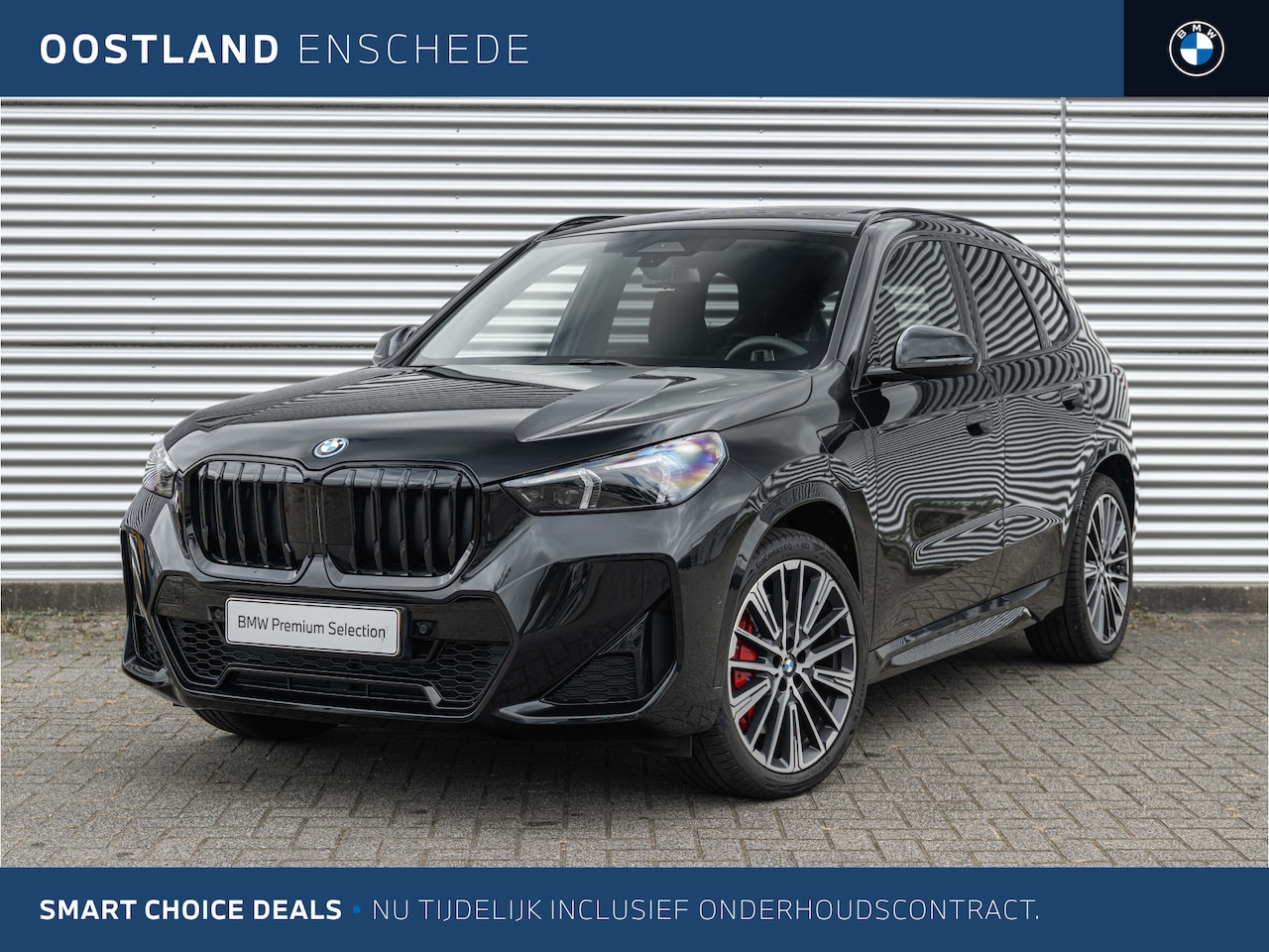BMW X1 - xDrive25e M Sport Automaat / Panoramadak / Trekhaak / Achteruitrijcamera / Sportstoelen / - AutoWereld.nl