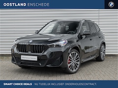 BMW X1 - xDrive25e M Sport Automaat / Panoramadak / Trekhaak / Achteruitrijcamera / Sportstoelen /