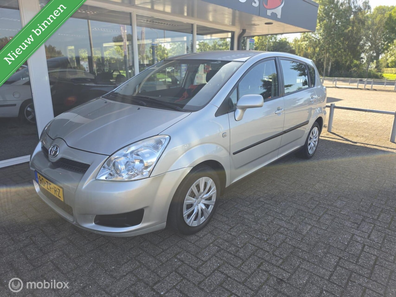 Toyota Verso - 1.6 VVT-i Terra Airco Apk PDC Trekhaak - AutoWereld.nl