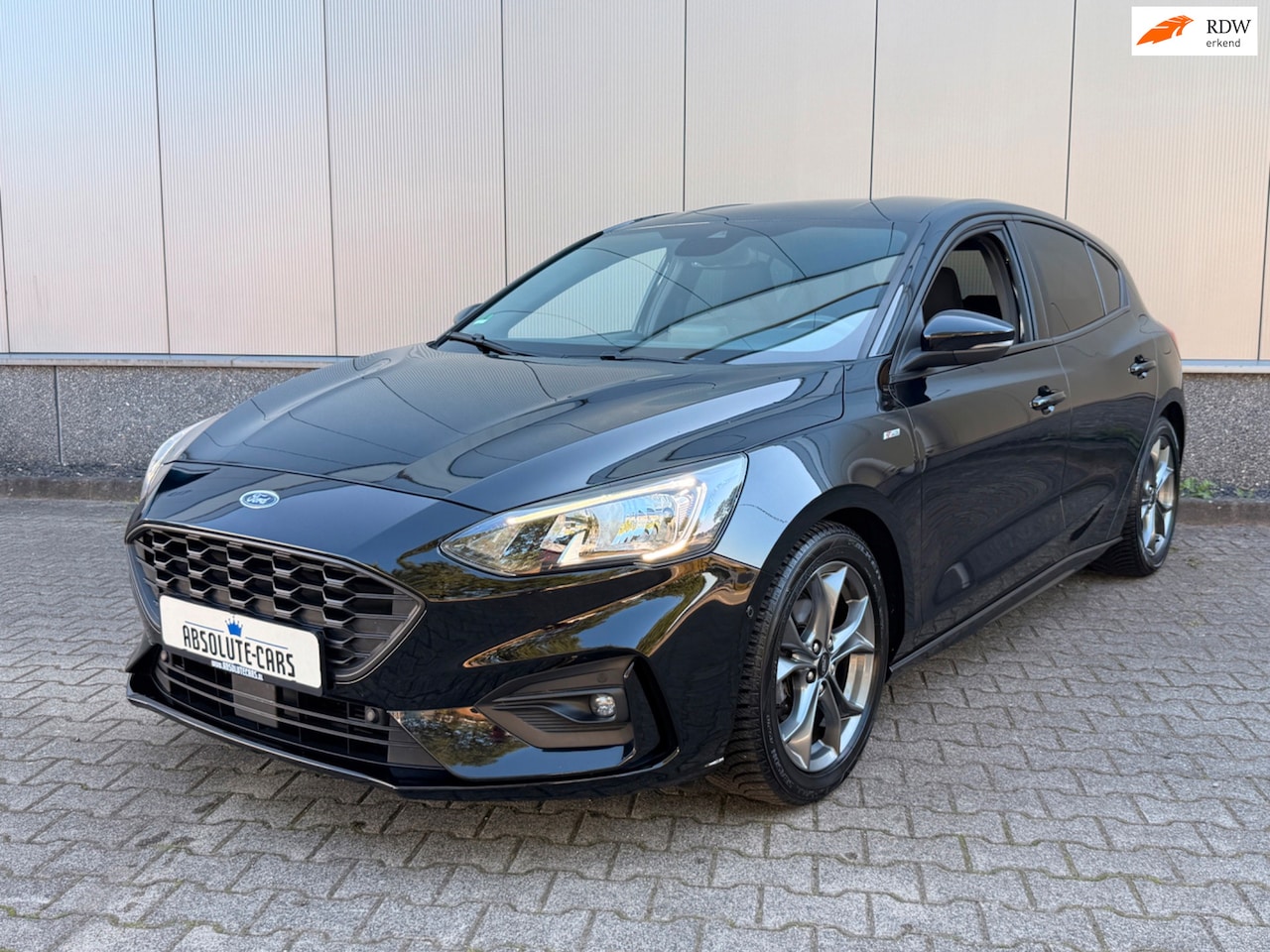 Ford Focus - 1.5 EcoBoost ST Line Business Cam PDC Navi Airco Keyless CarPlay - AutoWereld.nl